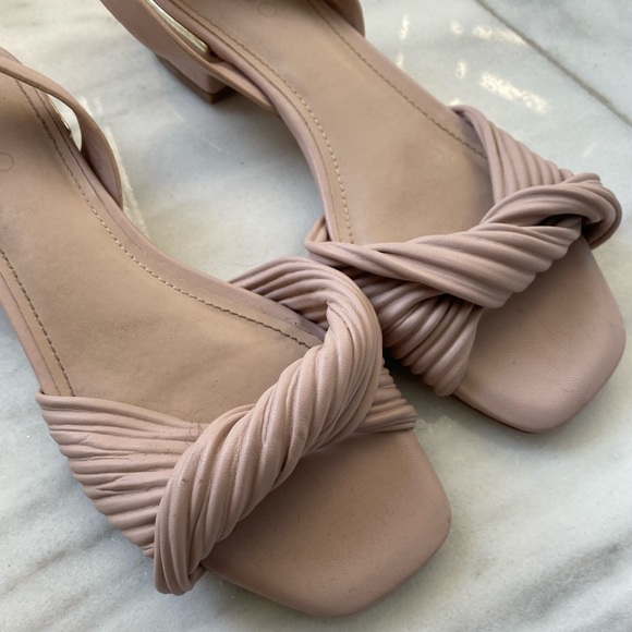 Aldo Twist Strap Sandals Size 6 - Picture 2 of 4